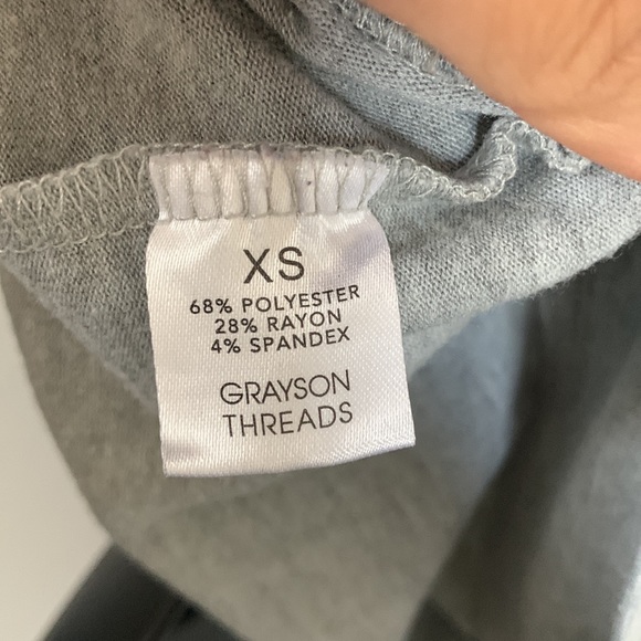 Grayson Threads Grey Grateful Cursive Print Crewneck Sweater - Picture 6 of 8